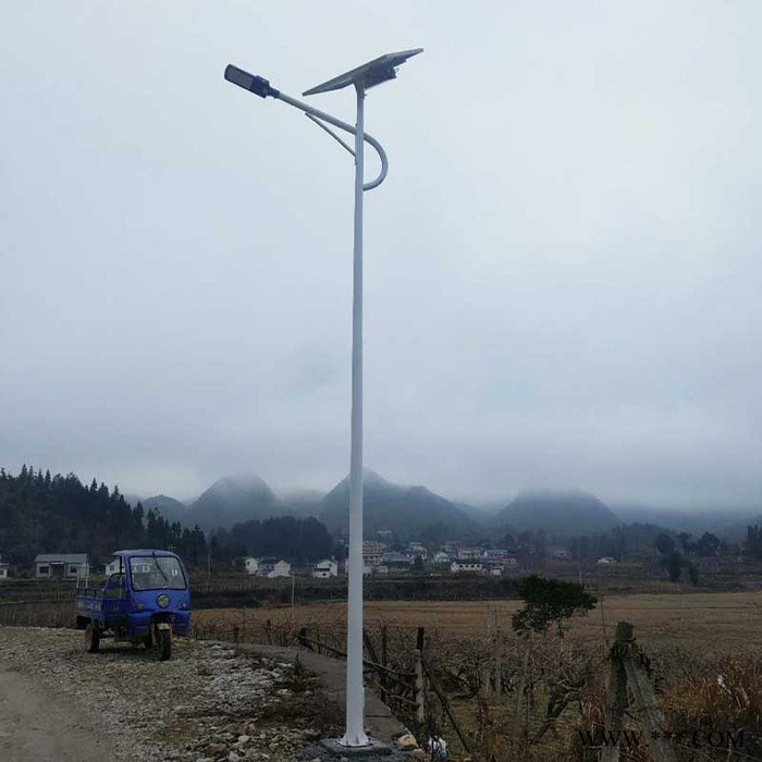 華科照明001太陽能路燈 LED路燈路燈桿燈桿廣告的安裝 路燈桿太陽能路燈廠家