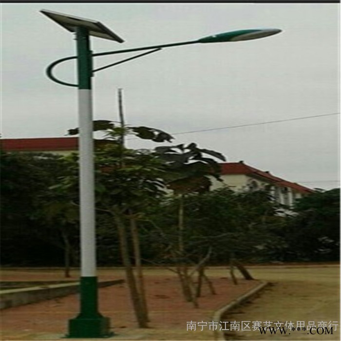 智慧道路燈桿專賣丨欽州靈山太陽能路燈5米6米路燈桿