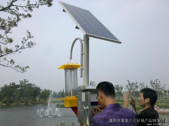 供應(yīng)SL-D1350/D太陽能殺蟲燈、價(jià)廉物美、效果穩(wěn)定