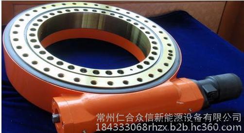 供應**仁合SE3-25太陽能光伏，光熱電站回轉驅動裝置