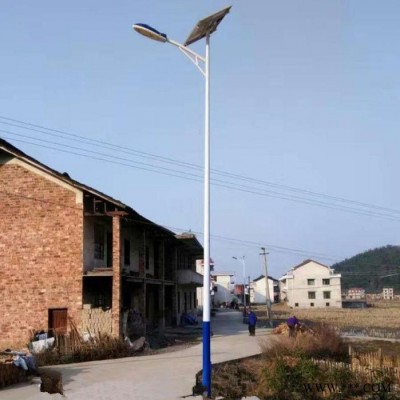 南寧4-8米太陽能燈桿定做    廠家供應