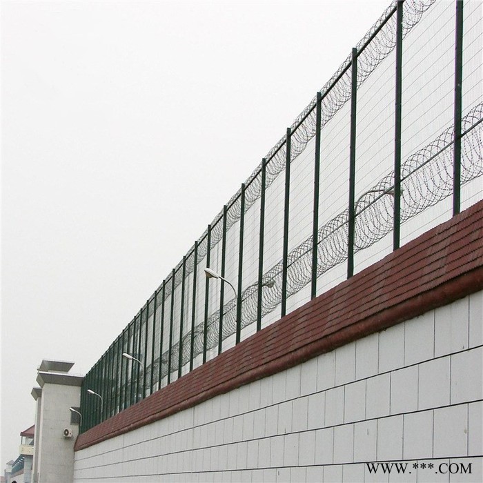 光伏圍欄 為您省錢 瀾潤(rùn)機(jī)器設(shè)備隔離柵欄 鋅鋼圍欄工 鑄鐵園藝護(hù)欄價(jià)格