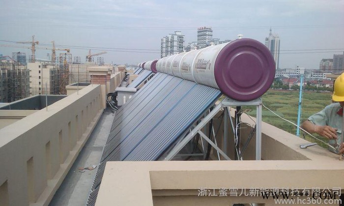 供應(yīng)太陽能熱水器工程-家用太陽能熱水系統(tǒng)