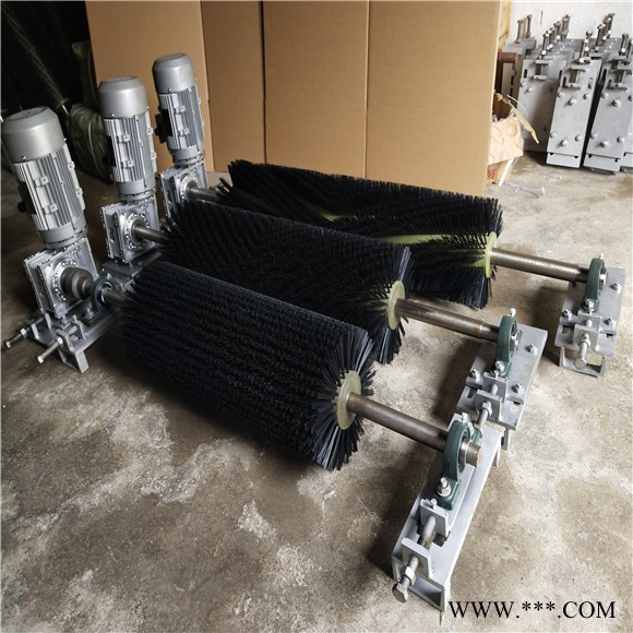 【昊鑫刷業(yè)**】5頭/8頭多色太陽(yáng)能光伏電池板清洗毛刷輥