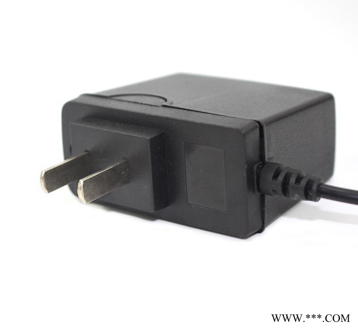 【羅門(mén)配件】LED強(qiáng)光頭燈專(zhuān)用直充18650鋰電池線(xiàn)式充電器