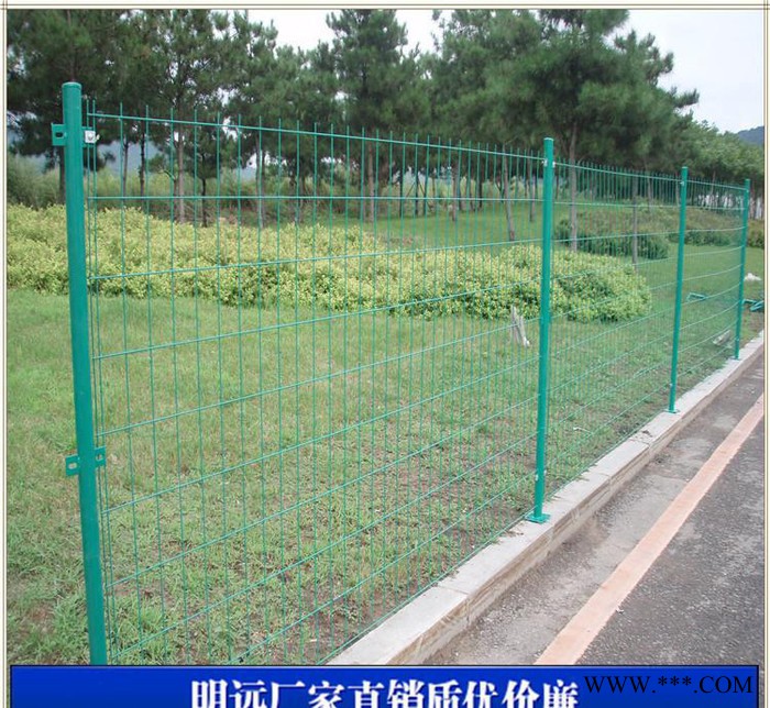 內(nèi)蒙光伏發(fā)電廠圍欄網(wǎng) 濰坊太陽能電廠護欄網(wǎng) 定做