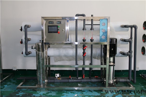 揚(yáng)州光伏玻璃生產(chǎn)純水設(shè)備/蘇州一級(jí)水處理設(shè)備/揚(yáng)州食品清洗用純水設(shè)備