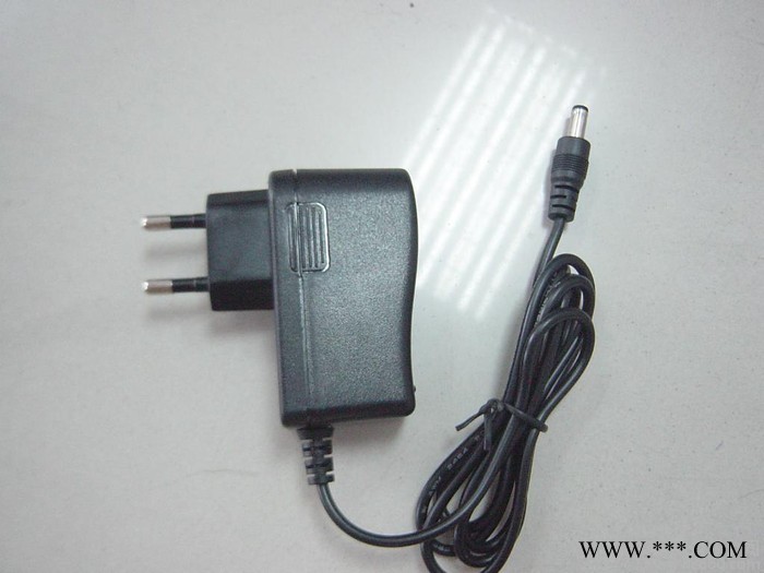 供應HCT8.4V1A鋰電池充電器