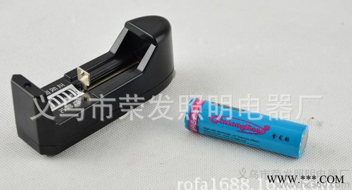 金龍豹 led強光手電筒充電電池 廠家批發 3.7v大容量18650鋰電池