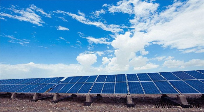 發電太陽能熱水器