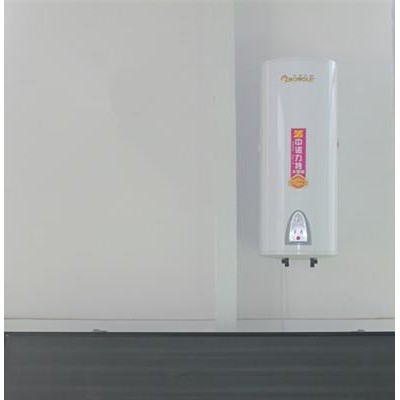 供應(yīng)中諾利特HK-1000陽臺壁掛太陽能熱水器