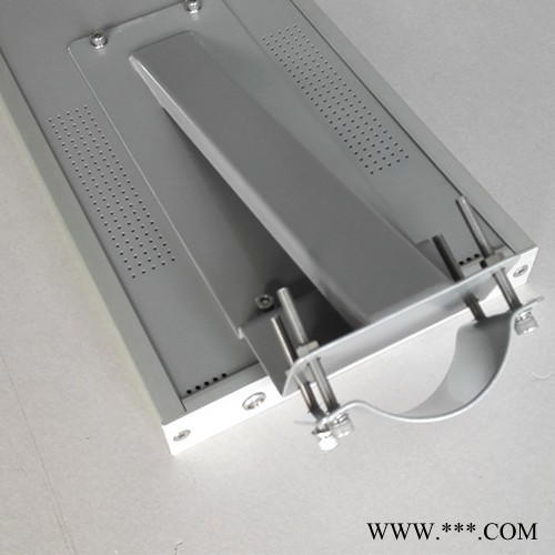 森迪爾斯30W太陽能一體化月光路燈農村路燈感應器