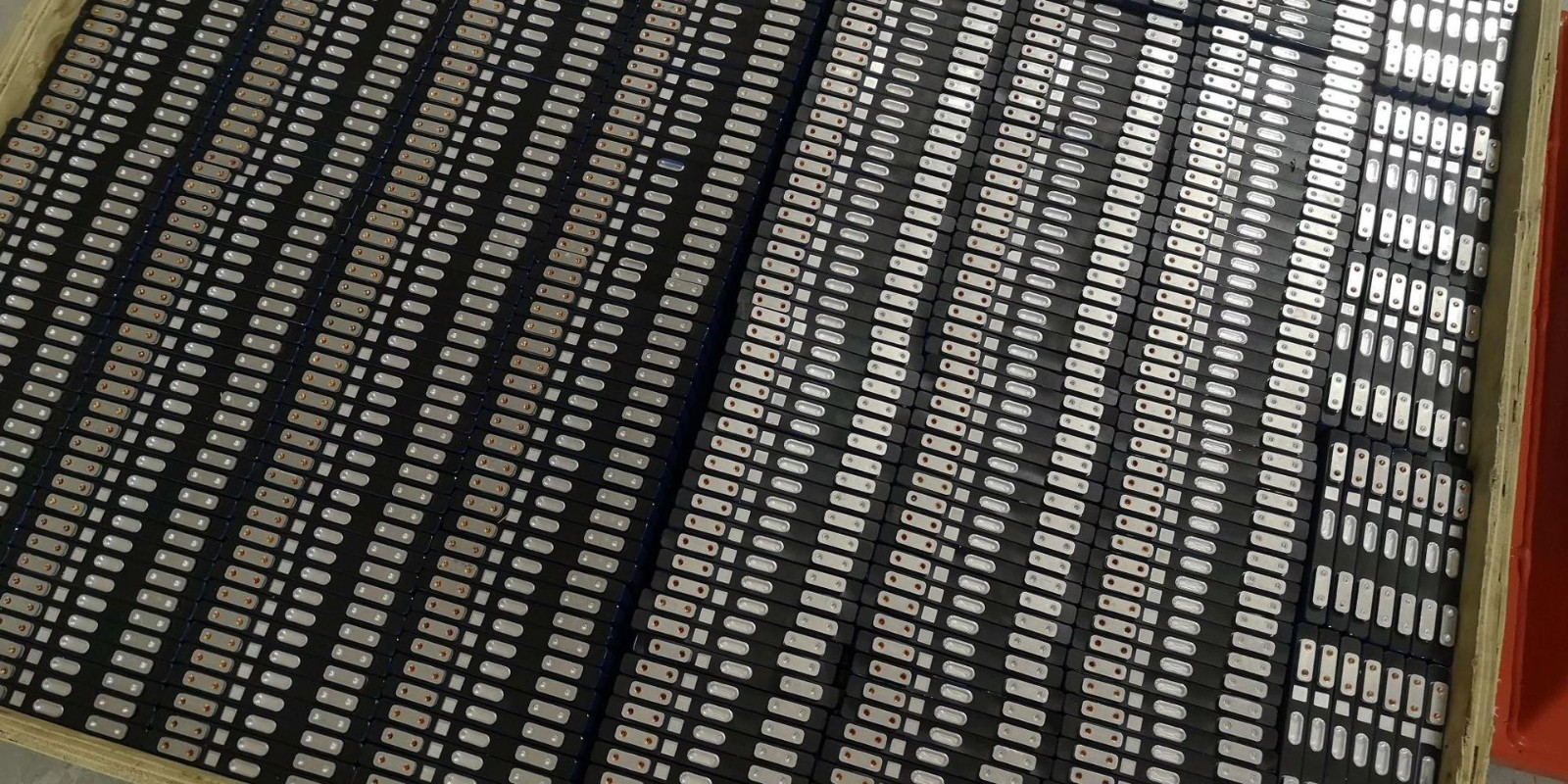 寧德時代全新6.9ah 7ah 8ah 3.7V 50C汽車啟動戶外便攜電源鋰電池