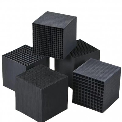 蜂窩活性炭 魚(yú)缸凈水魔方 活性炭水族箱除水黃除腥臭養(yǎng)魚(yú)凈水濾材